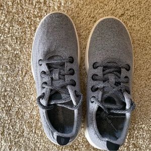 ALLBIRDS Wool Runners size 8